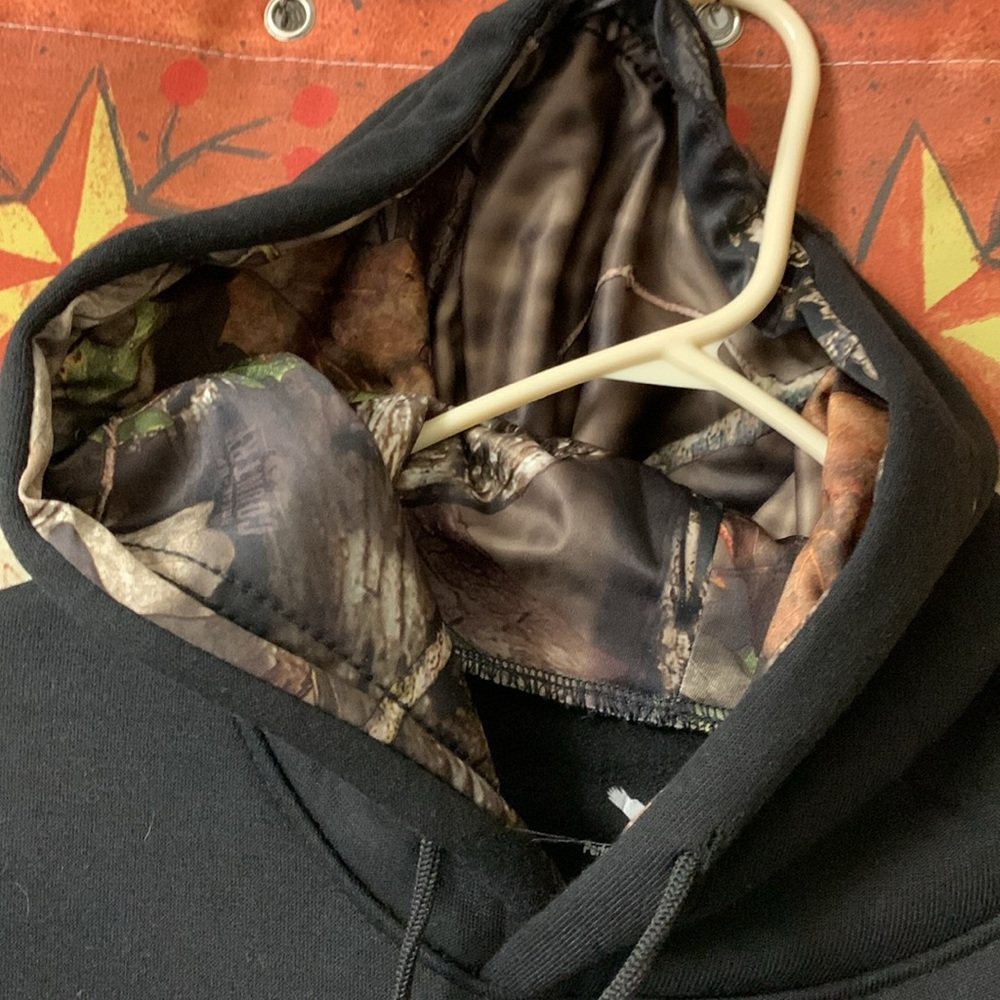 Black Pullover Hoodie with Vintage Flag Design - Picture 6 of 7